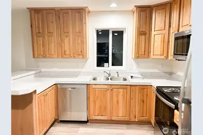 2010 Front Street #33, Lynden, WA 98264 - Photo 7