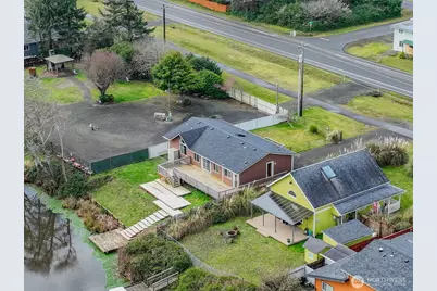 306 Point Brown Avenue NE, Ocean Shores, WA 98569 - Photo 7