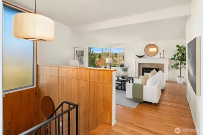 10400 60th Avenue S, Seattle, WA 98178 - Photo 3