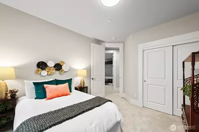 22250 NE 3rd Court, Sammamish, WA 98074 - Photo 29