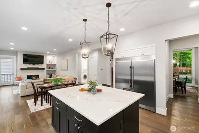 22250 NE 3rd Court, Sammamish, WA 98074 - Photo 13