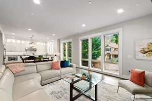 22250 NE 3rd Ct, Sammamish, WA 98074 - Photo 15