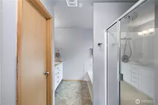 22548 SE 268th Pl, Maple Valley, WA 98038 - Photo 19