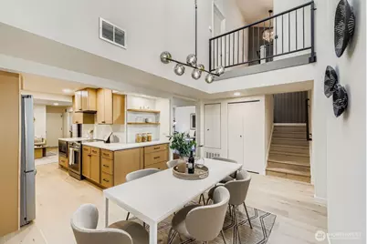 14208 NE 2nd Place, Bellevue, WA 98007 - Photo 7