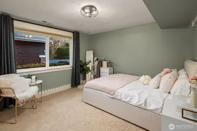 17003 Talbot Road, Edmonds, WA 98026 - Photo 25