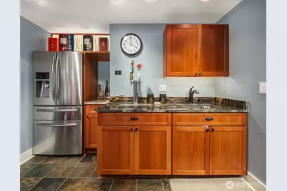 17003 Talbot Road, Edmonds, WA 98026 - Photo 27