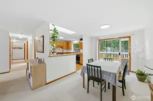 22305 SE 244th Pl, Maple Valley, WA 98038 - Photo 9