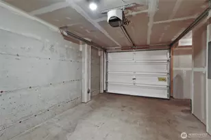 5807 B 55th Ave NE, Seattle, WA 98105 - Photo 27