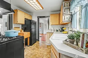 8535 18th Ave NW, Seattle, WA 98117 - Photo 17