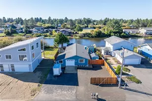 213 Canal Dr NE, Ocean Shores, WA 98569 - Photo 39