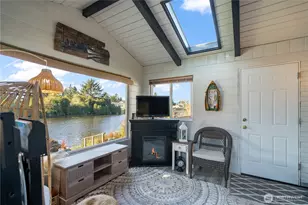 213 Canal Dr NE, Ocean Shores, WA 98569 - Photo 7