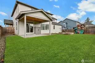 14925 Benton Loop, Sumner, WA 98390 - Photo 35