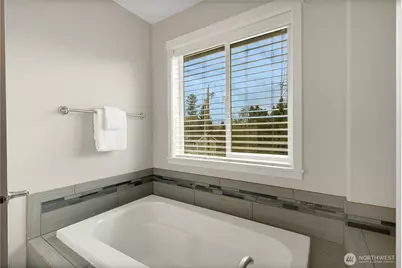 14925 Benton Loop, Sumner, WA 98390 - Photo 29