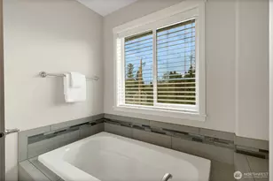 14925 Benton Loop, Sumner, WA 98390 - Photo 29