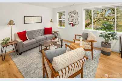 14004 17th Avenue NE, Seattle, WA 98125 - Photo 3