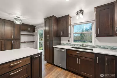 10609 52nd Avenue NE, Marysville, WA 98270 - Photo 9