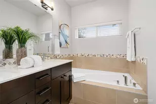 992 Sunrise Pl SW, Issaquah, WA 98027 - Photo 25