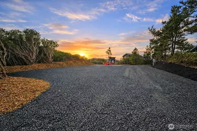 943 Ocean Shores Boulevard SW, Ocean Shores, WA 98569 - Photo 3