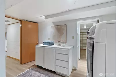 18431 High Street, Edmonds, WA 98020 - Photo 31