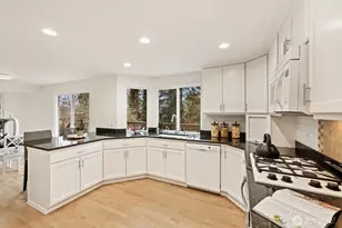 7422 NE 163rd St, Kenmore, WA 98028 - Photo 7