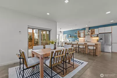 6217 Flora Avenue S, Seattle, WA 98108 - Photo 7