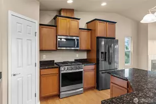 231 E Linda Vista Ct, Union, WA 98592 - Photo 11