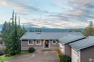 231 E Linda Vista Ct, Union, WA 98592 - Photo 1