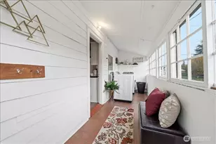 203 17th St NW, Puyallup, WA 98371 - Photo 17