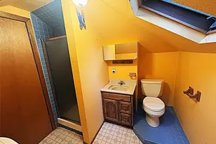 10733 Interlake Ave N, Seattle, WA 98133 - Photo 11