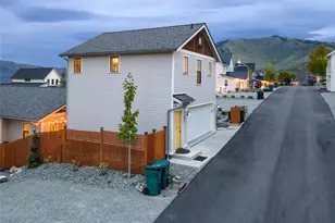 481 Mackinaw Ln, Chelan, WA 98816 - Photo 7