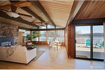 1412 Commodore Place, Freeland, WA 98249 - Photo 9