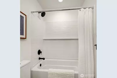 221 NE 75th Street, Seattle, WA 98115 - Photo 7