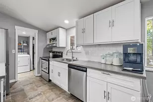 8517 Thuja Ave SE, Yelm, WA 98597 - Photo 9