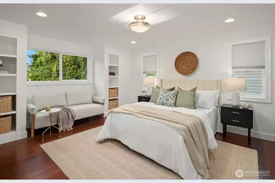 909 110th Avenue SE, Bellevue, WA 98004 - Photo 15