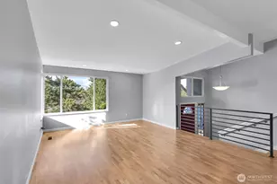 9220 10th Ave SW, Seattle, WA 98106 - Photo 7