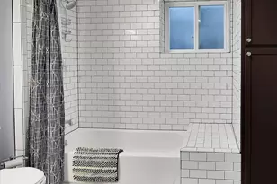 9220 10th Ave SW, Seattle, WA 98106 - Photo 31