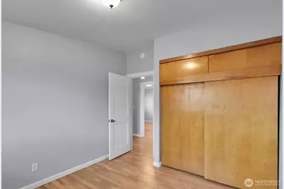 9220 10th Avenue SW, Seattle, WA 98106 - Photo 15
