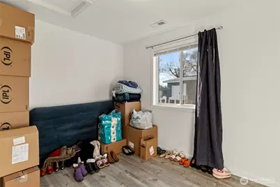 2427 W Texas Street, Moses Lake, WA 98837 - Photo 17