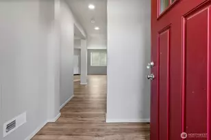 20615 7th Ave Ct E, Spanaway, WA 98387 - Photo 3