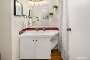 12726 SE 73rd St, Newcastle, WA 98056 - Photo 19