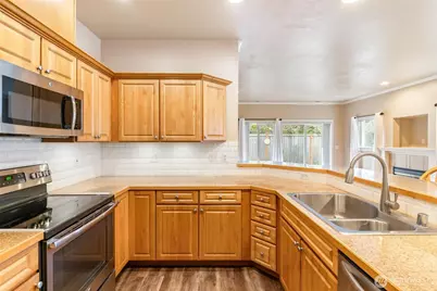10700 SE 260th #R104, Kent, WA 98030 - Photo 13