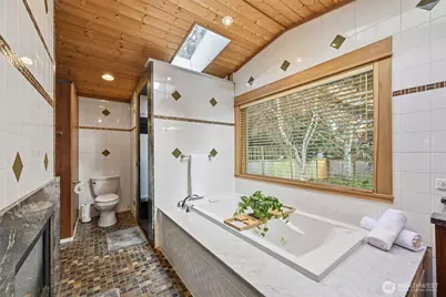 22407 87th Avenue W, Edmonds, WA 98026 - Photo 17