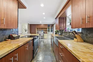 22407 87th Ave W, Edmonds, WA 98026 - Photo 9