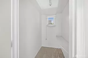 8007 Fremont Ave N, Seattle, WA 98103 - Photo 15