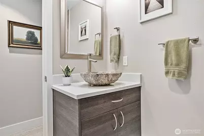 317 N State #201, Bellingham, WA 98225 - Photo 19