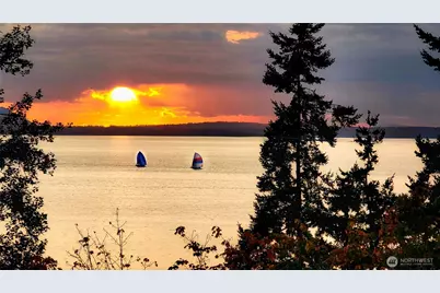 317 N State #201, Bellingham, WA 98225 - Photo 1