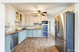 1721 Cedar St, Everett, WA 98201 - Photo 9