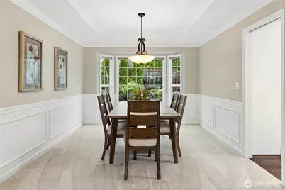 23512 NE 19th Drive, Sammamish, WA 98074 - Photo 11