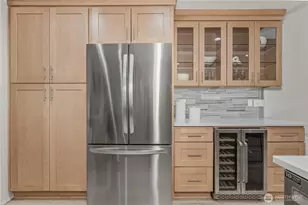 2434 18th St SE, Puyallup, WA 98374 - Photo 11