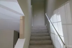 412 Center Rd, Everett, WA 98204 - Photo 3